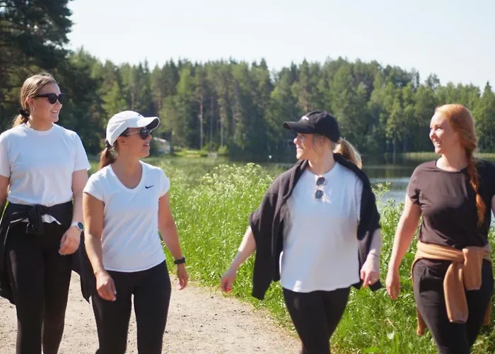 Peurunka فندق 3*